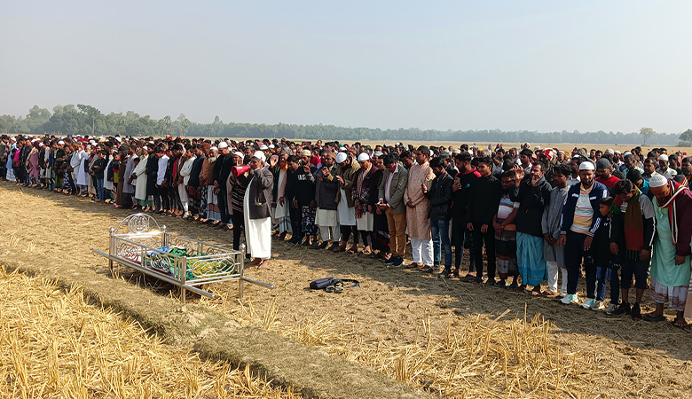 সাজিদের জানাজায় হাজারো মানুষের ঢল, দাফন সম্পন্ন