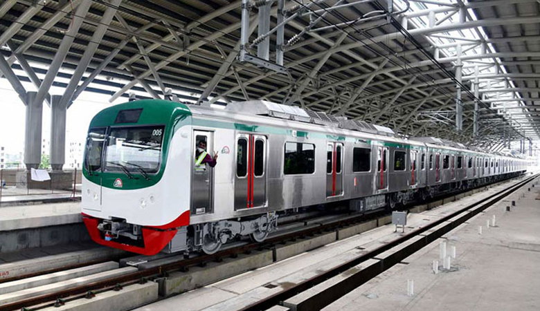 রাতেই চালু হচ্ছে মেট্রোরেল