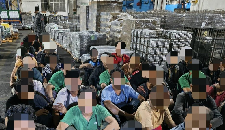 মালয়েশিয়ায় ৭২ বাংলাদেশিসহ ৪০২ অভিবাসী আটক