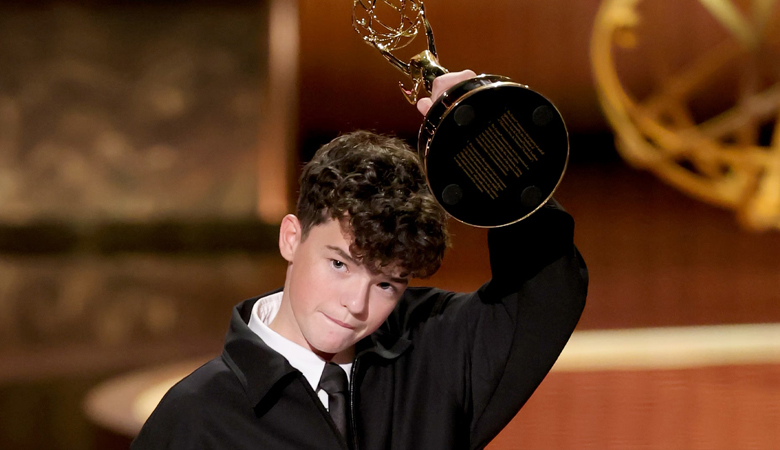 গোল্ডেন গ্লোবের মঞ্চে ইতিহাস গড়লো কিশোর অভিনেতা ওয়েন কুপার