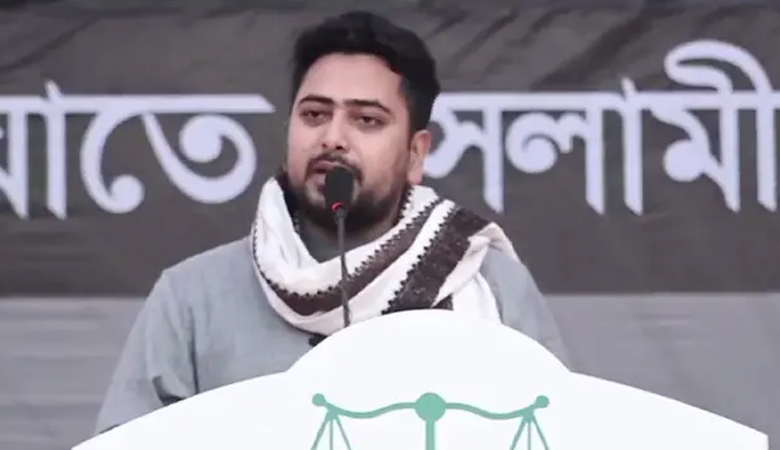 তাহাজ্জুদের পর ভোটকেন্দ্র দখলের পাঁয়তারা চলছে: নাহিদ ইসলাম