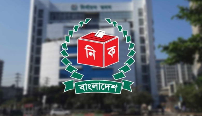 ভোটারদের কেন্দ্রে আনতে গাড়ি দিতে পারবেন না প্রার্থীরা: ইসি