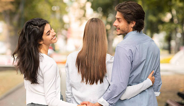 পরকীয়ায় জড়ানো নিয়ে গবেষণা যা বলছে