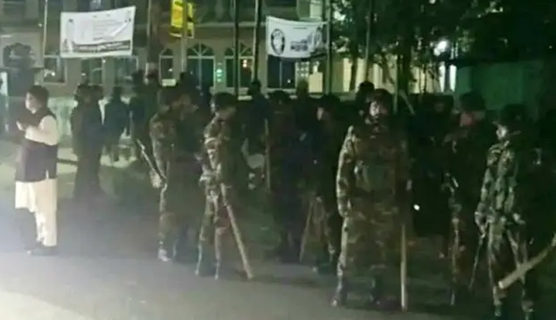 দুই কিশোরের কথা কাটাকাটি থেকে মধ্যরাতে পাঁচ গ্রামের সংঘর্ষে আহত ১৫