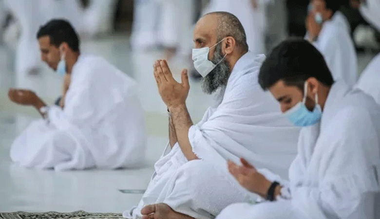 রোববারের মধ্যে হজযাত্রীদের কোরবানি ও পরিবহন খরচ পরিশোধ করতে হবে