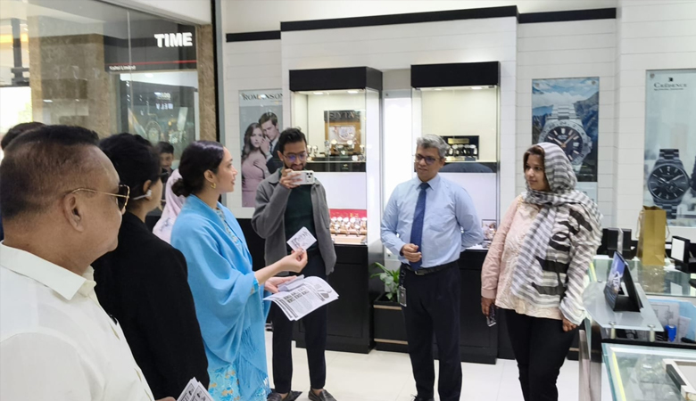 তারেক রহমানের পক্ষে গণসংযোগে মেয়ে ব্যারিস্টার জাইমা রহমান