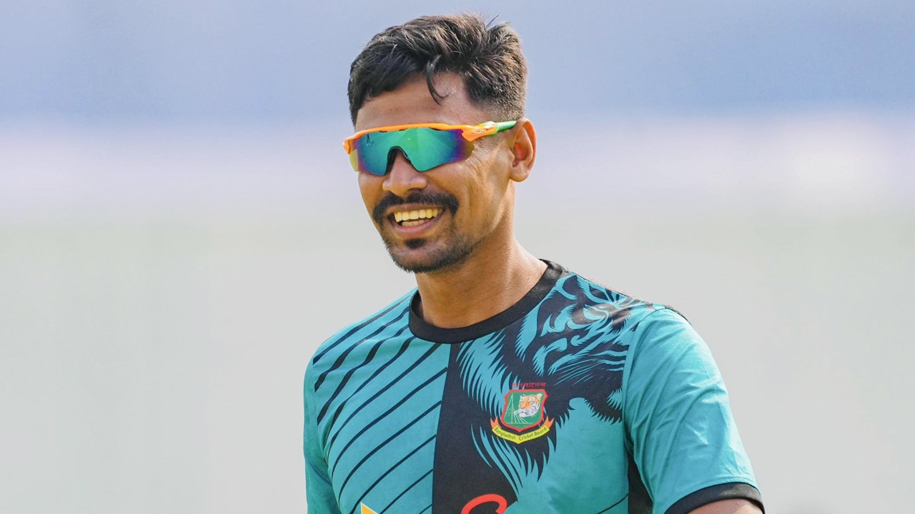 পিএসএলের দামি ১০ ক্রিকেটারের তালিকায় মুস্তাফিজ