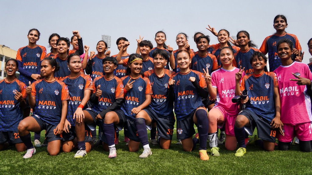 অপরাজিত চ্যাম্পিয়ন ঋতুপর্ণা-আলপিরা