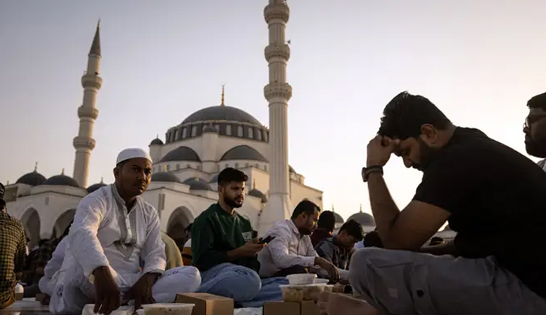 রমজানের শুরুতেই প্রায় ১৫০০ বন্দিকে মুক্তি দিচ্ছে আমিরাত