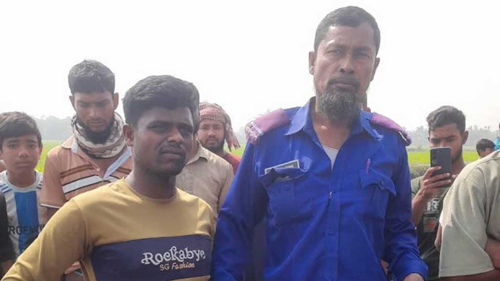 বরিশালে স্কুল ছাত্রকে লাথি মেরে হত্যা