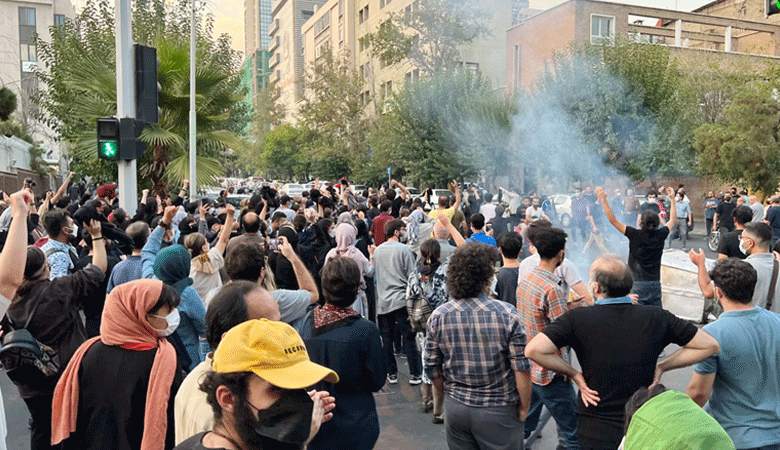 ইরানে ফের শুরু হয়েছে জেন-জি বিক্ষোভ