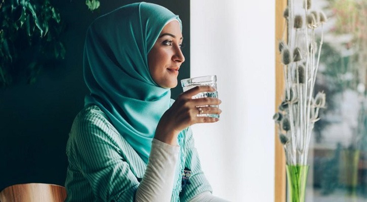 রোজায় পানিশূন্যতা এড়াতে যা করবেন