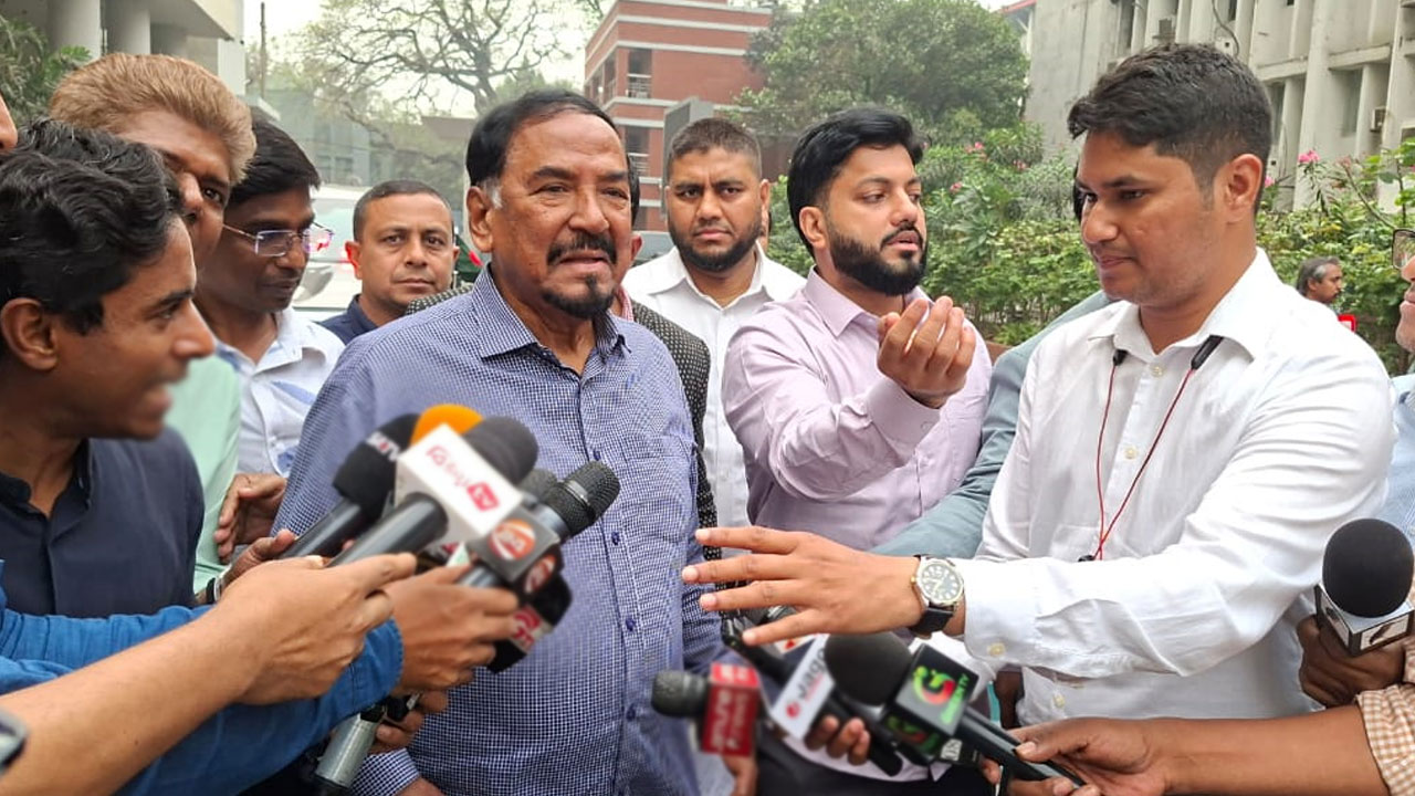 জুলাই যোদ্ধাদের ভাতা-পুনর্বাসনে প্রধানমন্ত্রীর গুরুত্ব