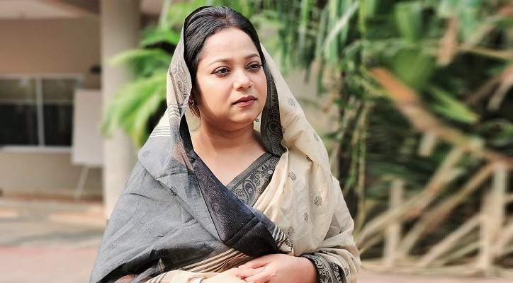 অভিযোগ নিয়ে মুখ খুললেন ডলি সায়ন্তনী