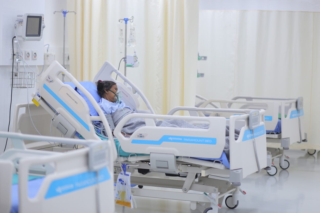 প্রেসক্রিপশনে সংযম না এলে বিপদ অনিবার্য