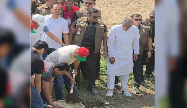 খাল খনন কর্মসূচির উদ্বোধন করলেন প্রধানমন্ত্রী