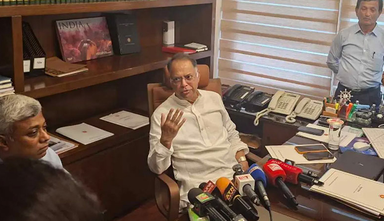 জ্বালানি তেলের মজুত পর্যাপ্ত, কোনো সংকট হবে না: মন্ত্রী