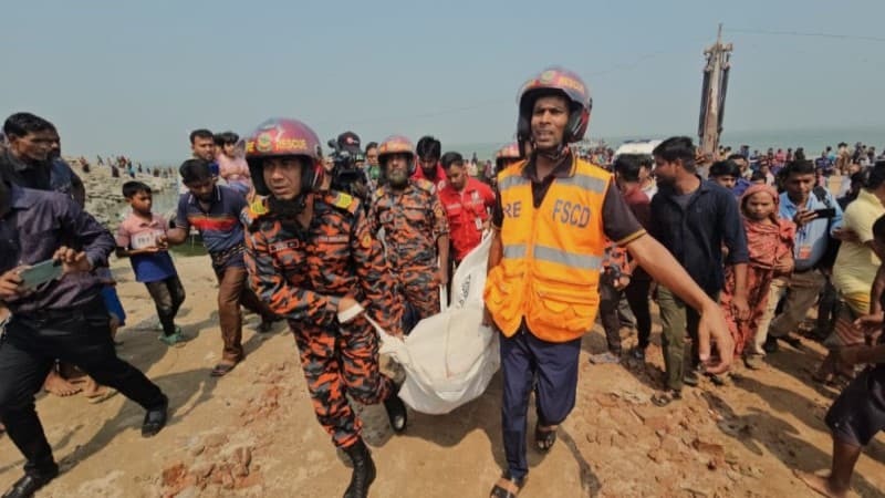 দৌলতদিয়ায় বাস ডুবিতে মৃতের সংখ্যা বেড়ে ২৬