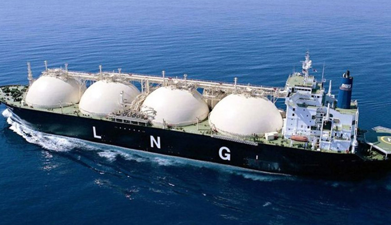 প্রায় ২ লাখ টন এলএনজি নিয়ে চট্টগ্রাম বন্দরে আসছে আরো ৩ জাহাজ
