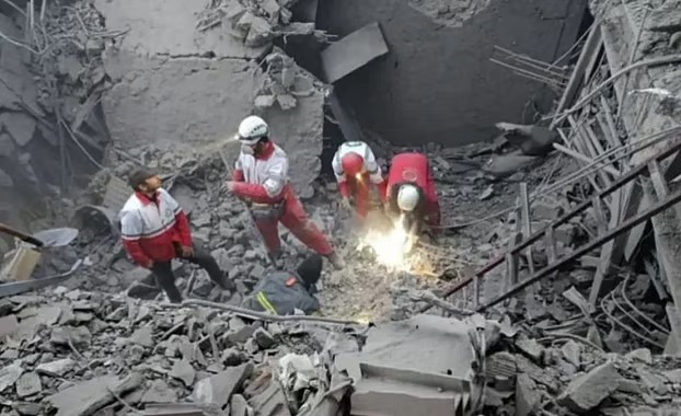 ইরানে ভয়াবহ ধ্বংসযজ্ঞ, উত্তেজনায় বিশ্ববাজার