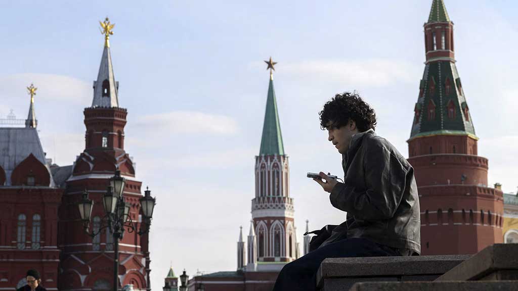 রাশিয়ায় ইন্টারনেট নিয়ন্ত্রণে কঠোর পদক্ষেপ