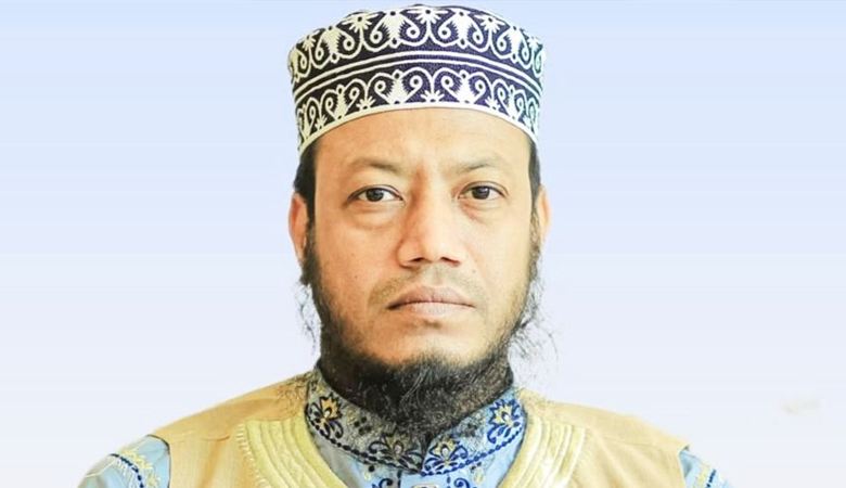 আমির হামজার বিরুদ্ধে সমন জারি