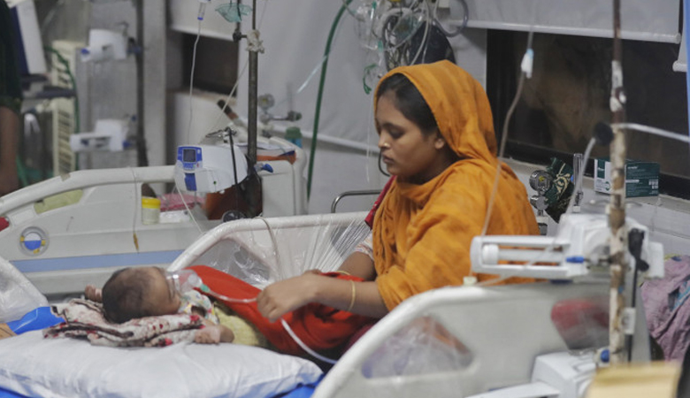 দেশজুড়ে হামের ভয়াবহ প্রাদুর্ভাব, হাসপাতালে সেবা চ্যালেঞ্জের মুখে