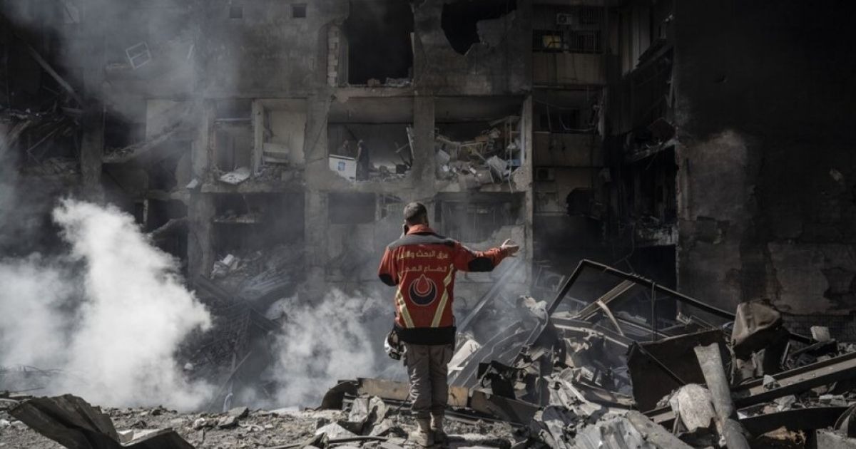 ইসরায়েলি হামলায় মানবিক বিপর্যয়ের পথে লেবানন