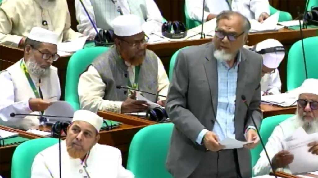 জামায়াতের এমপি সাইফুলকে আরো মনোযোগী হতে বললেন স্পিকার