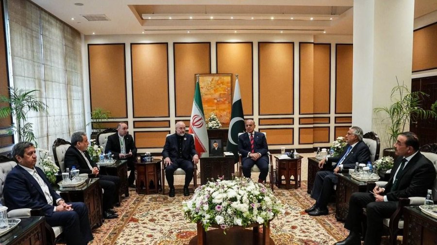 ইসলামাবাদে যুক্তরাষ্ট্র-ইরান আলোচনা শুরু