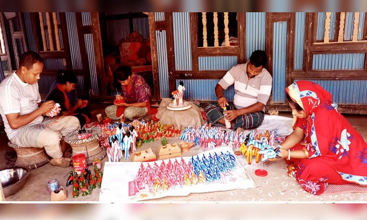 বাংলা নববর্ষ উপলক্ষে বেড়েছে মৃৎশিল্পের কদর