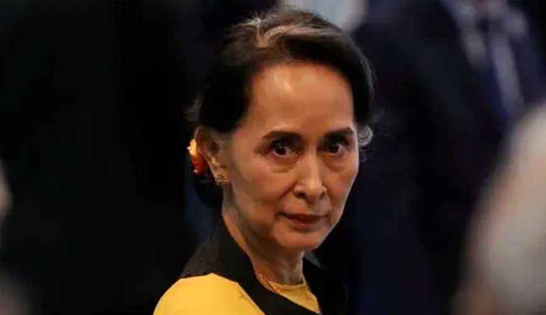 সু চির সাজার মেয়াদ কমালো মিয়ানমার