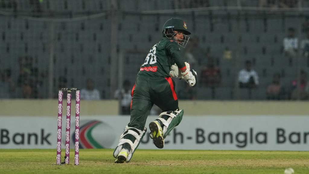 বাংলাদেশের হারের পর মিরপুর উইকেট ঘিরে বিতর্ক