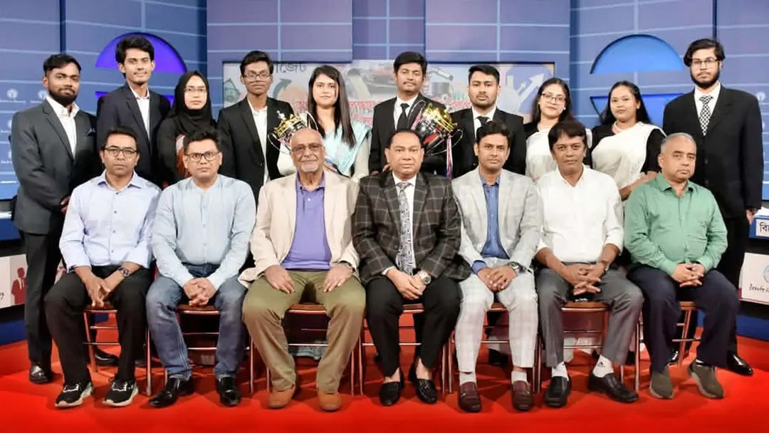 যুক্তরাষ্ট্রের সঙ্গে বাণিজ্যচুক্তি জ্বালানি নিরাপত্তার সার্বভৌমত্ব ক্ষুণ্ন করছে: দেবপ্রিয় ভট্টাচার্য