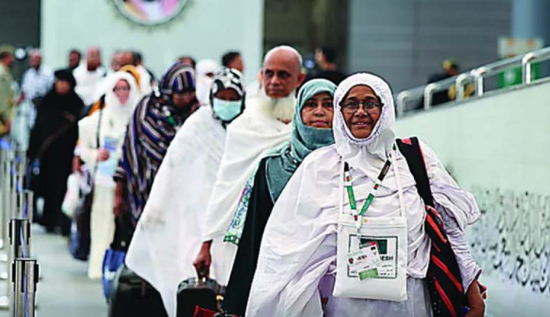 সৌদি আরব পৌঁছেছেন ৪ হাজার ৪৫৭ জন বাংলাদেশি হজযাত্রী