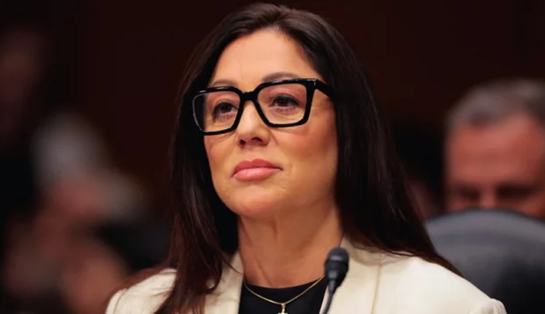 ট্রাম্পের শ্রম সচিবের পদত্যাগ