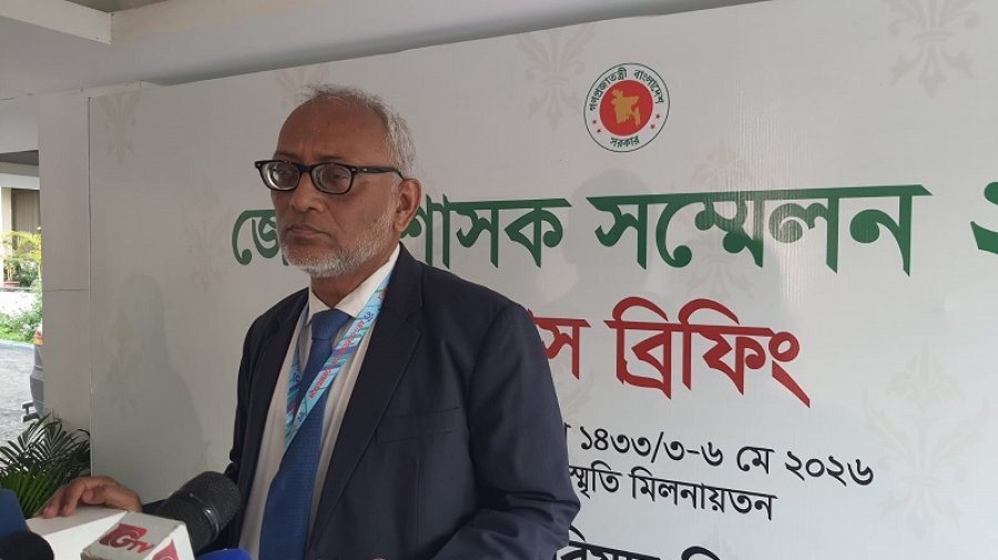 দুর্নীতি প্রতিরোধে ডিসিদের সহযোগিতা চায় দুদক