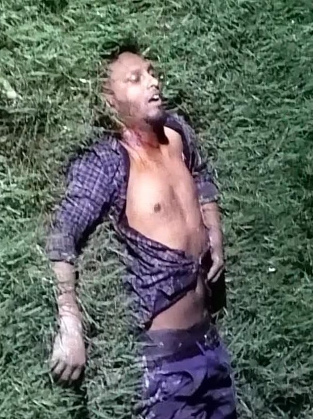 বটিয়াঘাটায় যুবককে কুপিয়ে হত্যা, এলাকায় আতঙ্ক