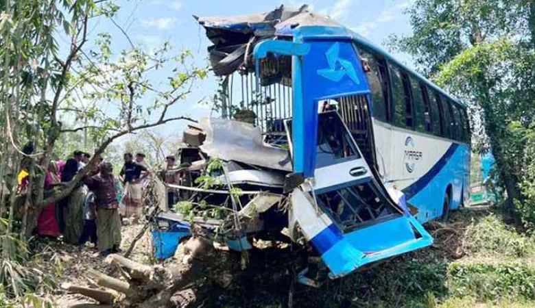 সড়ক দুর্ঘটনায় বিজিবি সদস্যসহ নিহত ৪