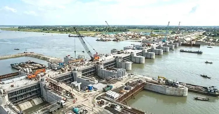 পদ্মার বুকে উন্নয়নের মহাসংকল্প, দূরদর্শী রাষ্ট্রচিন্তার এখনই পরীক্ষার সময়