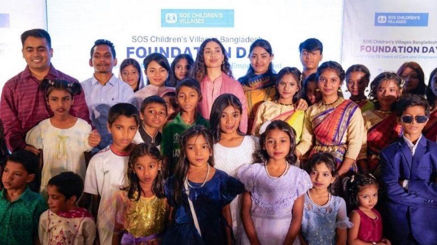 এসওএস চিলড্রেন্স ভিলেজ পরিদর্শন করে জাইমার আবেগঘন অনুভূতি