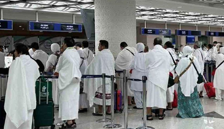 হজ পালনে সৌদি আরবে গেছেন ৭৭৪৩২ বাংলাদেশি