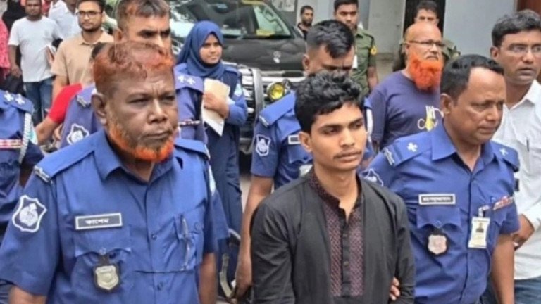 মাত্র ২৯ কার্যদিবসে মামলা নিষ্পত্তি করে ঐতিহাসিক রায়