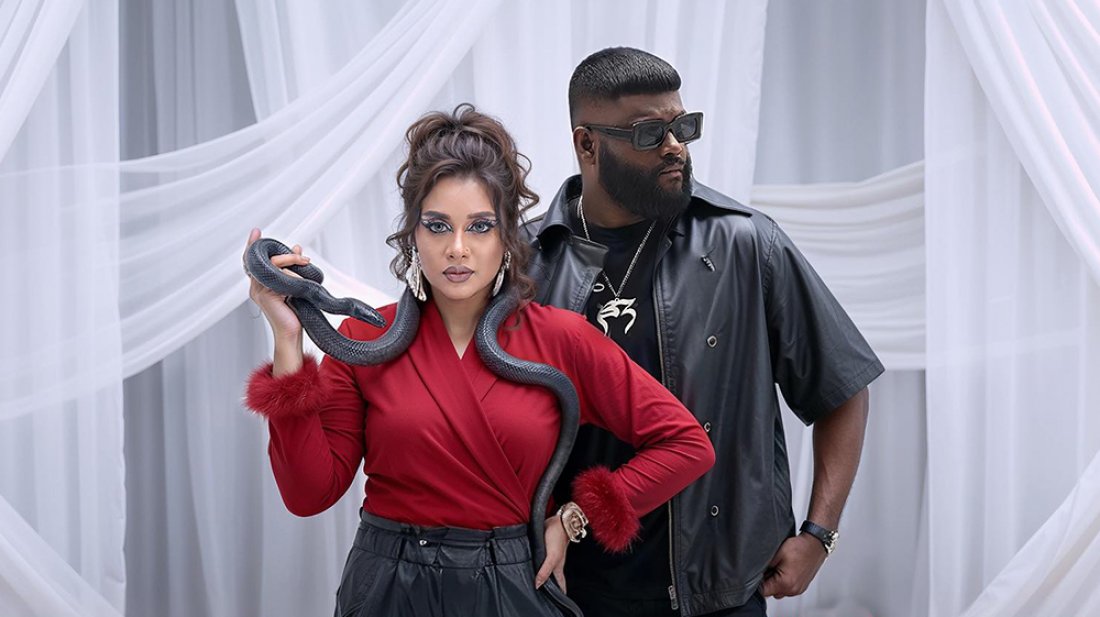 নোয়াখাইল্যা ভাষায় গানে চমকে দিলেন ঐশী