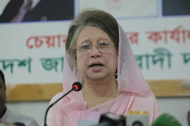 প্রতিষ্ঠানের নাম বদলে মায়ের নামে করার অনুমতি দিলেন না প্রধানমন্ত্রী