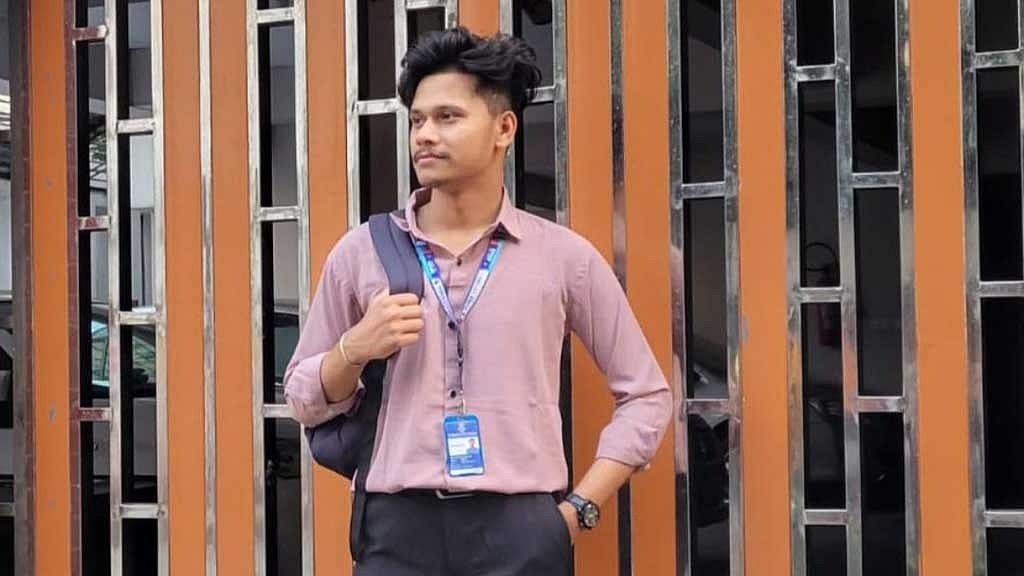 বন্ধুর ডাকে গিয়ে প্রাণ হারান ওয়ার্ল্ড ইউনিভার্সিটির শিক্ষার্থী মাহির
