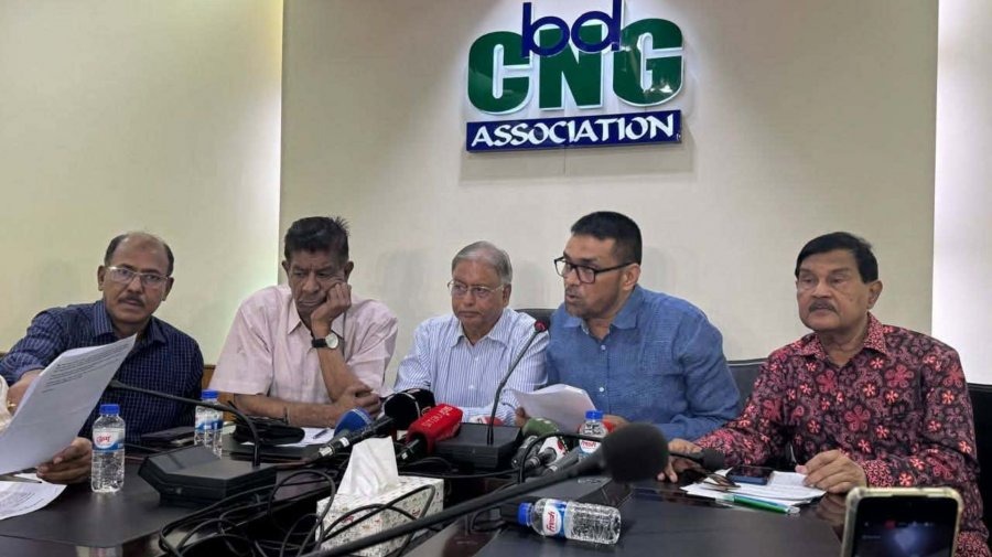 সিএনজি কমিশন বাড়ানোর দাবি, জুন পর্যন্ত আল্টিমেটাম