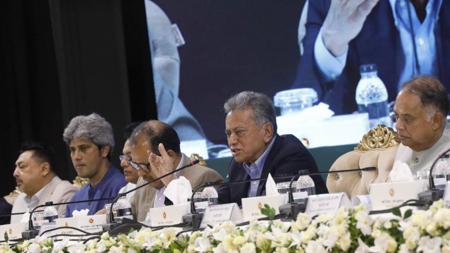 অন্তর্ভুক্তিমূলক ও মূল্যস্ফীতি নিয়ন্ত্রণে জোর