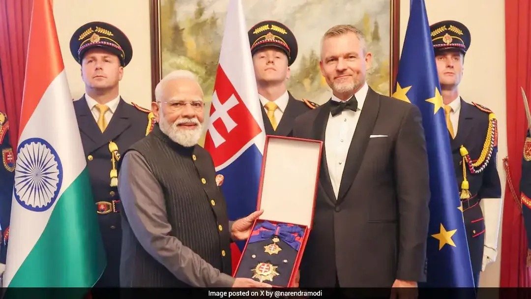 স্লোভাকিয়ার সর্বোচ্চ সম্মাননায় ভূষিত নরেন্দ্র মোদি