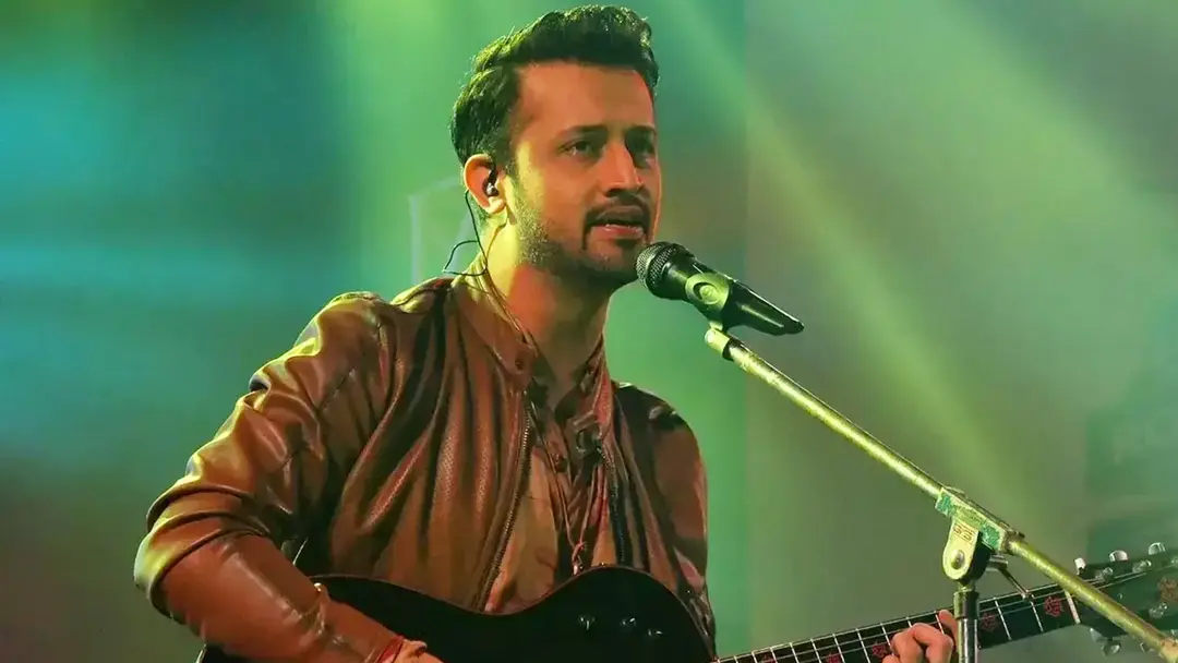 জুলাইয়ে ঢাকায় গাইবেন আতিফ আসলাম